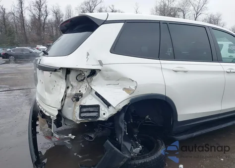 2019 Honda Passport Sport z USA, uszkodzony, nr VIN 5FNYF8H23KB010306